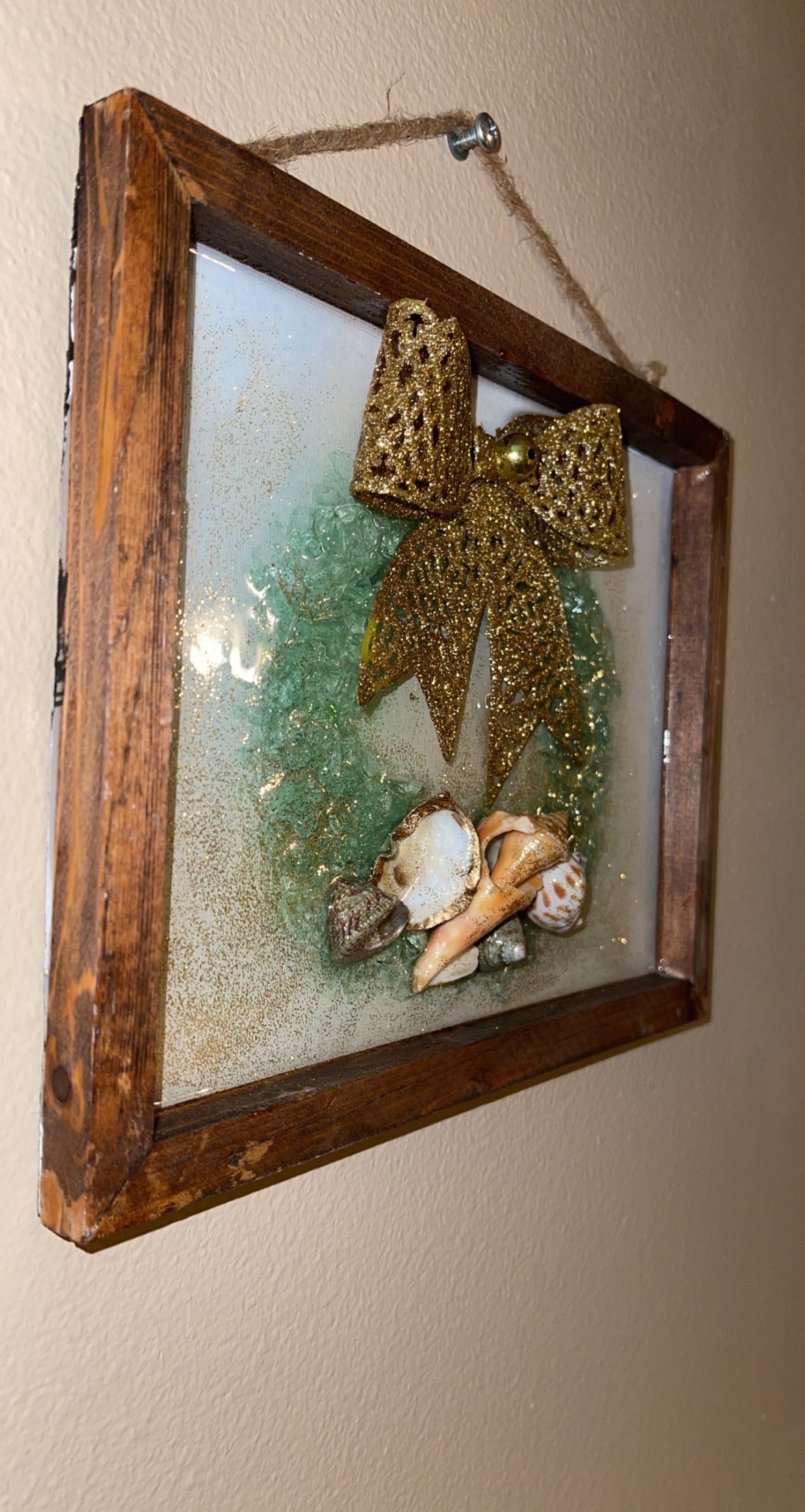 Christmas Wreath Crushed Glass