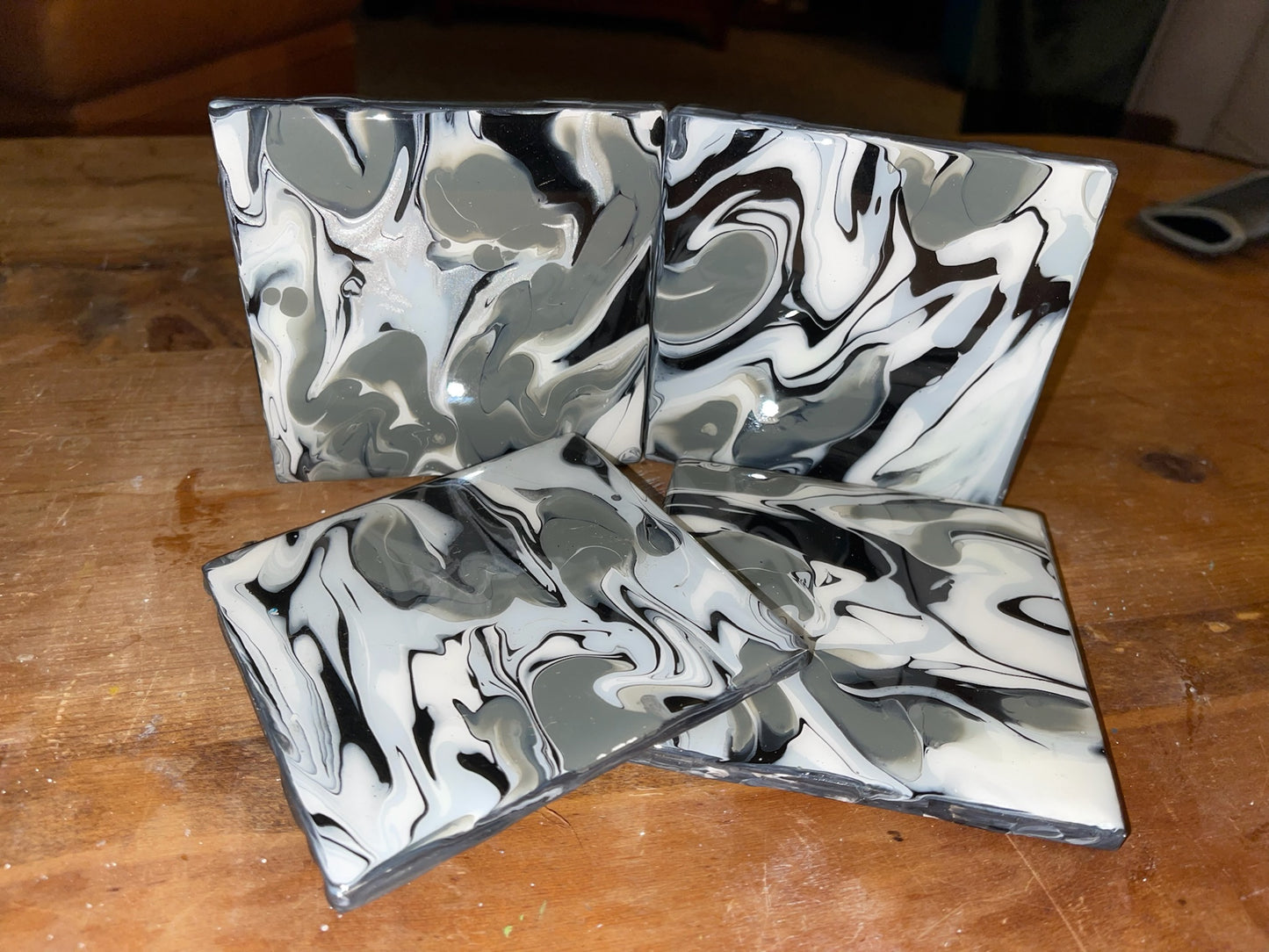 Coasters Black White